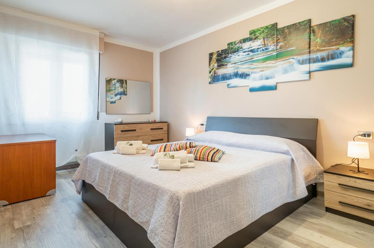 Domus Lucis Apartment Terrace & Private Parking Marinella di Sarzana Extérieur photo